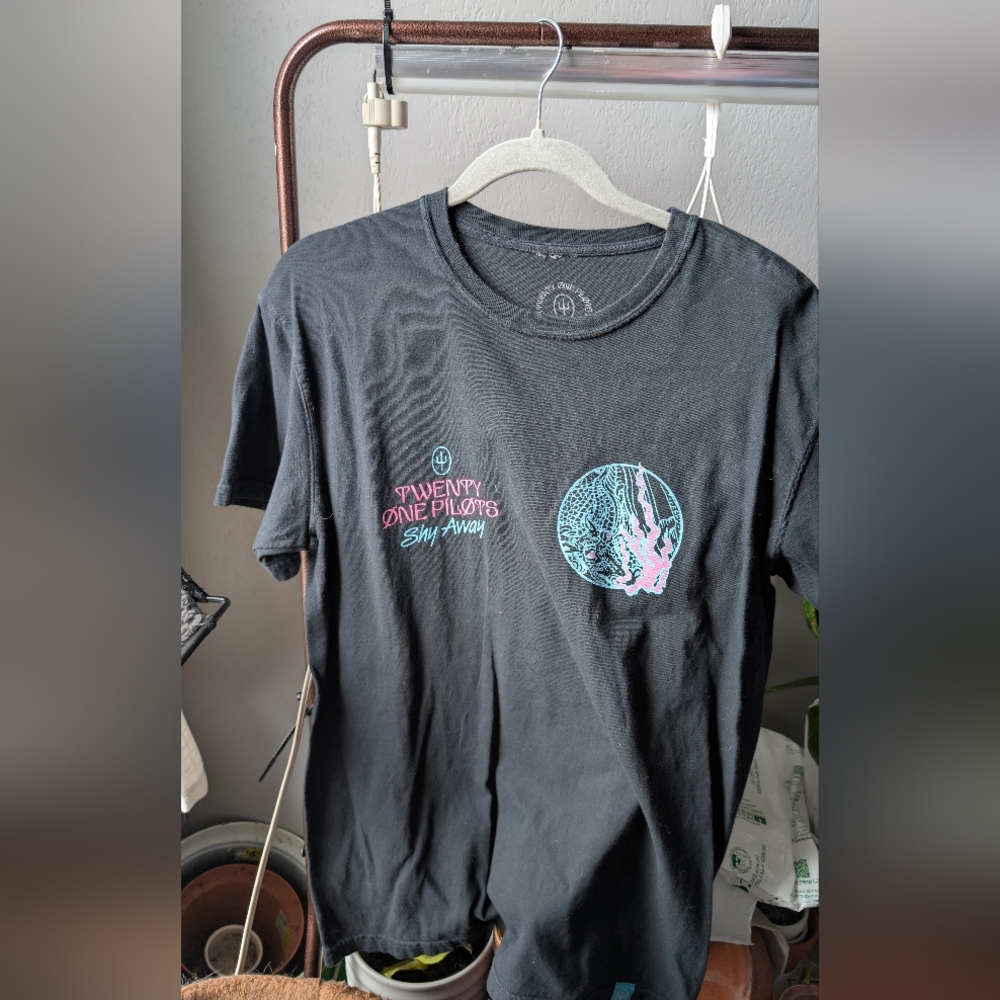 Twenty One Pilots Charcoal Graphic Tee